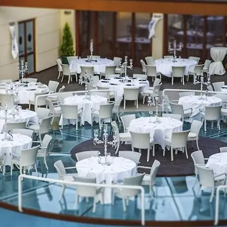 Hegsagone Marine Hotel 4*