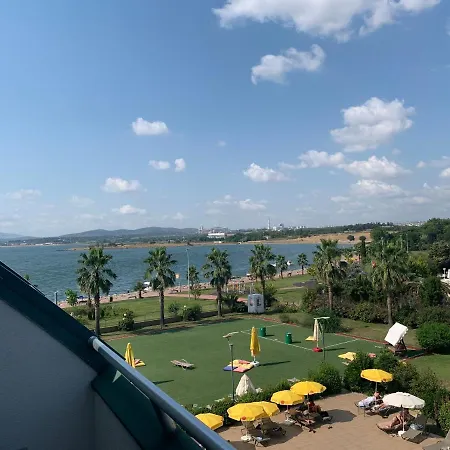 Hegsagone Marine Hotel 4*