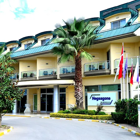 Hegsagone Marine Hotel 4*