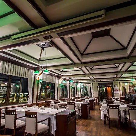 Hegsagone Marine Hotel 4*