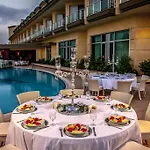 Hegsagone Marine Hotel 4*