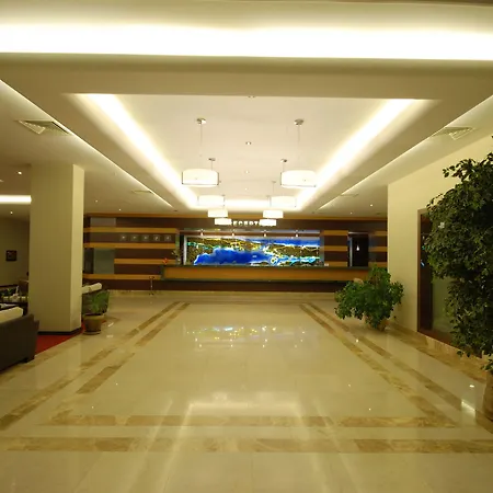 Hegsagone Marine Hotel 4*