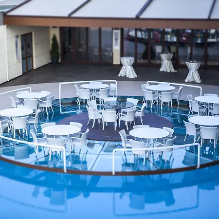 Hegsagone Marine Hotell 4*